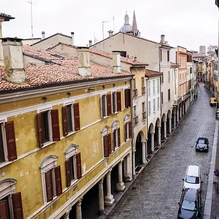 Residenze Umberto I * Мантуя